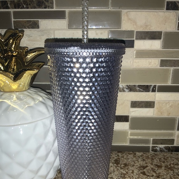 Starbucks Diamond Venti Cold Cup with matching straw - Picture 5 of 6